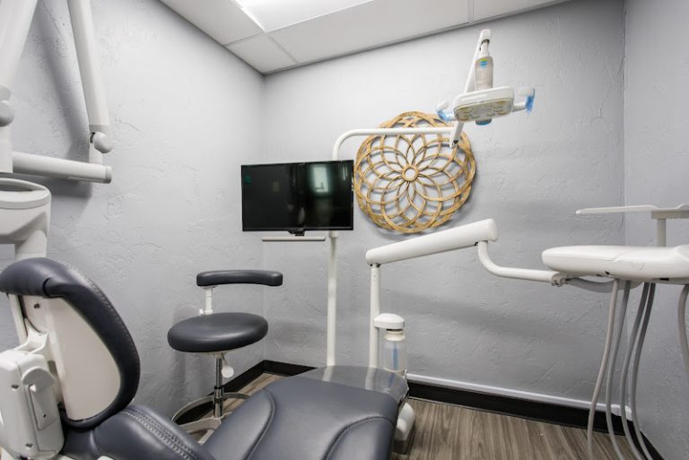Smile Studio - Dentist At 5103 N Shartel Ave, Oklahoma City, OK 73118 2 photo 0410b50b d65e 4791 a191 a87b274c8aa9 768x513
