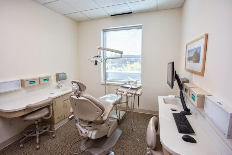 Park Dental Roseville - Dental clinic At 1835 County Rd C West UNIT 220, Roseville, MN 55113 4 photo 04c3cf8a 1575 4d31 819d 62c5727c3773 768x513