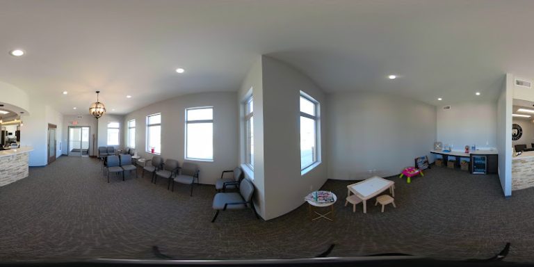 Smalltown Dental Tremont - Dentist At 140 Lake St, Tremont, IL 61568 4 photo 0876b827 b3a5 4ccf adc5 453f9ce8ab2a 768x384