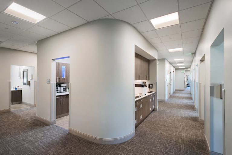 Saco River Dentistry - Cosmetic dentist At 440 Narragansett Trail, Buxton, ME 04093 3 photo 0af3d929 82cd 40b2 a008 e37e41e7ddd7 768x513