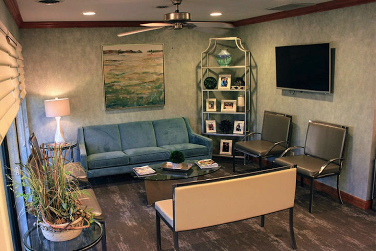 Columbia Smiles - Dentist At 1801 Charleston Hwy Ste A, Cayce, SC 29033 3 photo 1c8ed425 66c6 4c22 947a 381390e08d87 768x513