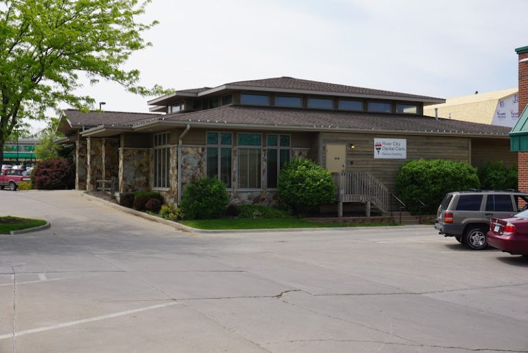 River City Dental Care - Dentist At 1950 Lower Muscatine Rd, Iowa City, IA 52240 5 photo 1fe62116 7b70 4be5 a01a 6980ac1664fa 768x513