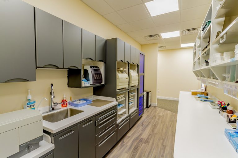 Dental Arts of Delaware - Dentist At 1 Centurian Dr Ste 213, Newark, DE 19713 2 photo 1febe2a3 bd4e 441c 83ff eb324c8fd721 768x511