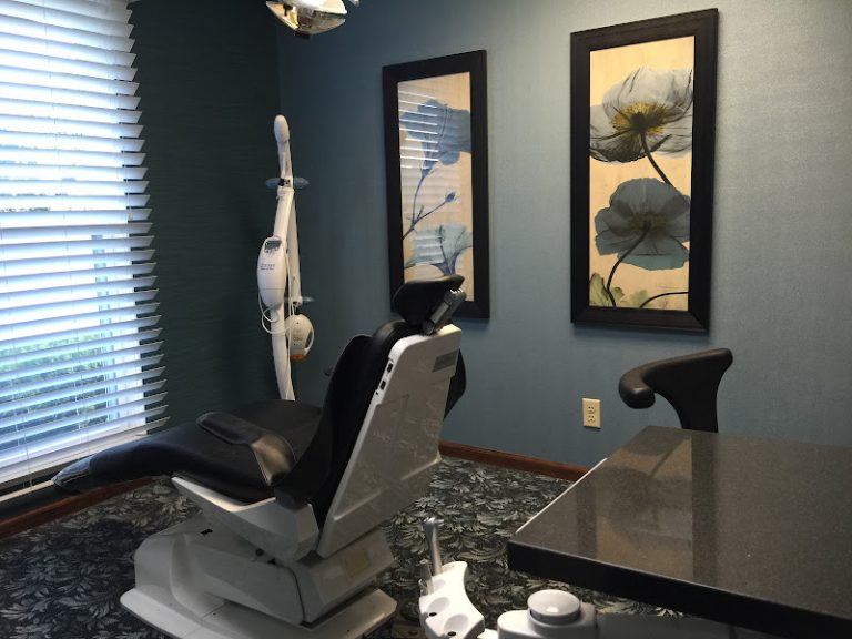 Rushville Family Dental Care - Dentist At 610 E 11th St, Rushville, IN 46173 1 photo 21b30d7b 5189 419d 9cf3 5e8c03c18007 768x576