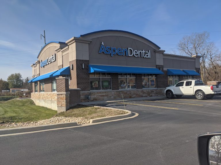 Aspen Dental - Dentist At 2061 Sycamore Rd, DeKalb, IL 60115 4 photo 2430fae4 8f6a 4f95 a515 ad1860b34b0f 768x576