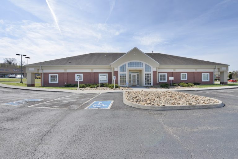 Daniel Family Dentistry - Dentist At 127 W Macon Ln, Seymour, TN 37865 2 photo 27e92006 9af6 43bf 8ebd 71066603556e 768x513