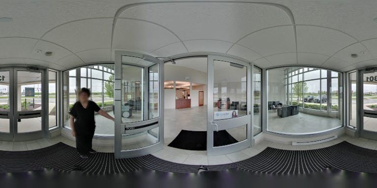 Distinctive Dental Care - Oswego Dentists - Dental clinic At 1301 Orchard Rd, Oswego, IL 60543 2 photo 288bfbfd eb6f 4908 b3e1 87d3771fd5ce 768x384