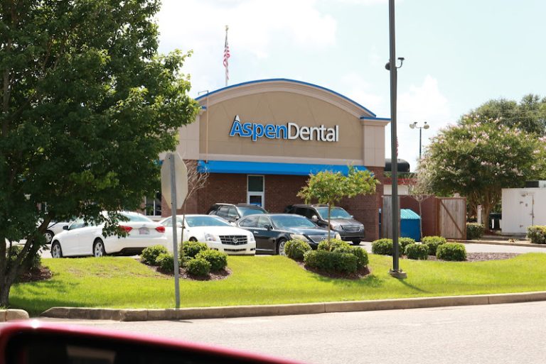 Aspen Dental - Dentist At 2130 S McKenzie St, Foley, AL 36535 3 photo 29aeb601 f9e9 42a2 9680 31ceb9839bbc 768x513