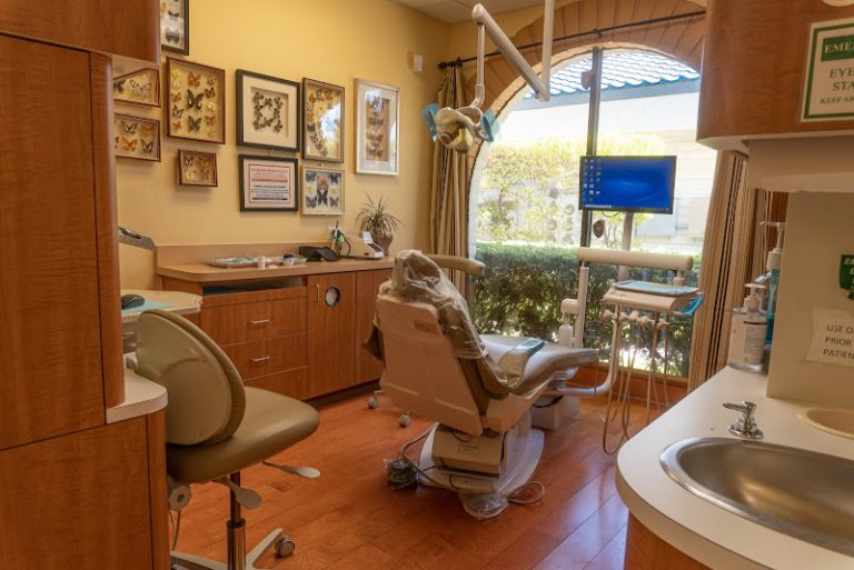 The Dental Center of Nevada - Dental clinic At 601 S Rancho Dr suite b-15, Las Vegas, NV 89106 2 photo 3260a6d8 ccc1 46b7 a0e0 a89d31188e47 768x513