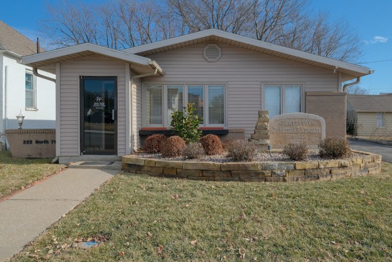 Canary Dental - Atchison, KS - Dr. Allyson (Sundby) Missura - Dentist At 222 N 7th St, Atchison, KS 66002 2 photo 347b311b b194 41eb 95a0 3c005a97fdc2 768x513