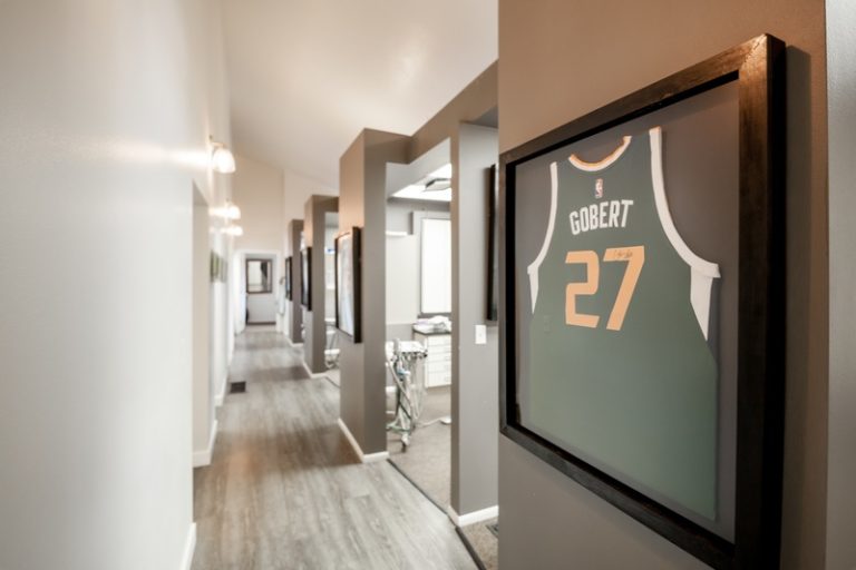 Salt Lake Dental Clinic - Dentist At 2040 E Murray Holladay Rd #208, Salt Lake City, UT 84117 4 photo 432d8f59 f12c 41e8 a9d6 8b76e27dbe25 768x512