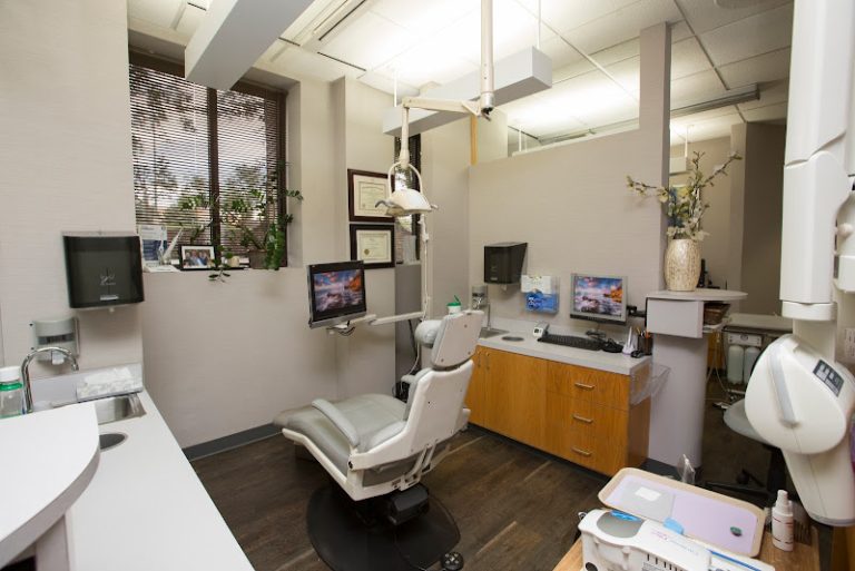 Golden Peak Dental - Dental clinic At 1726 Cole Blvd #140, Lakewood, CO 80401 2 photo 4760c666 533c 4668 83de 665432204d65 768x513