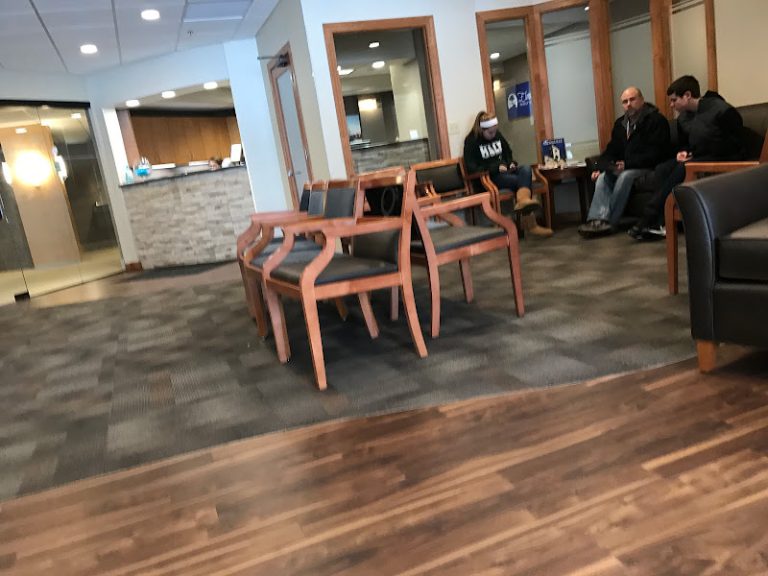 Elmbrook Family Dental - Dentist At 125 N Executive Dr # 105, Brookfield, WI 53005 3 photo 480f1e59 0ff7 4a87 8a79 7527c5a430fd 768x576