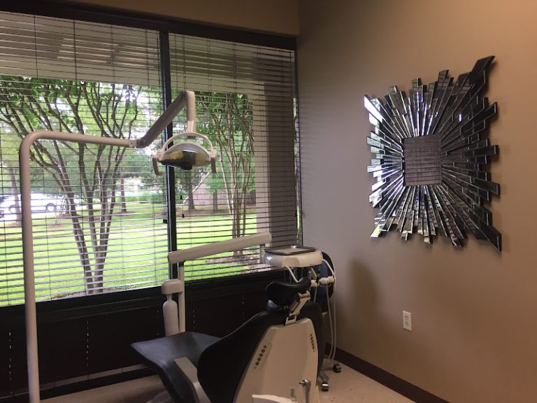 Dental Center of Texas - Dental clinic At 23922 Cinco Village Center Blvd #100, Katy, TX 23922 4 photo 4d41935b 04ac 4f1b a96a 1d0c2d9e63d3 768x576