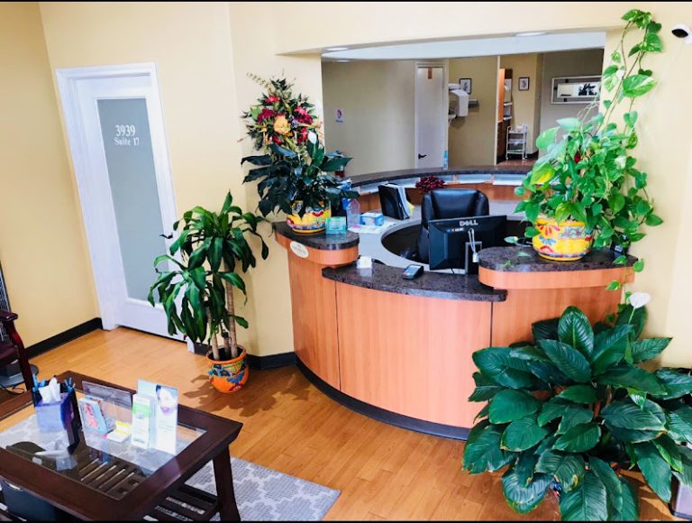 Beaumont Texas Dental - Dr. Kauser Shereen, DDS - Dentist At 3939 Dowlen Rd Ste# 17, Beaumont, TX 77706 2 photo 4fe5b378 6758 4e8f 94e9 1582b92a27ba 768x580