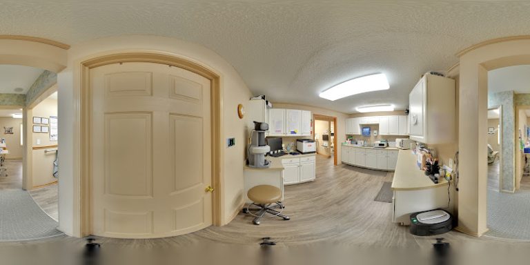 Stoney Creek Family Dental - Dentist At 1608 W Yale Ave, Muncie, IN 47304 2 photo 50299544 bb81 4e05 89eb 8293275828c4 768x384