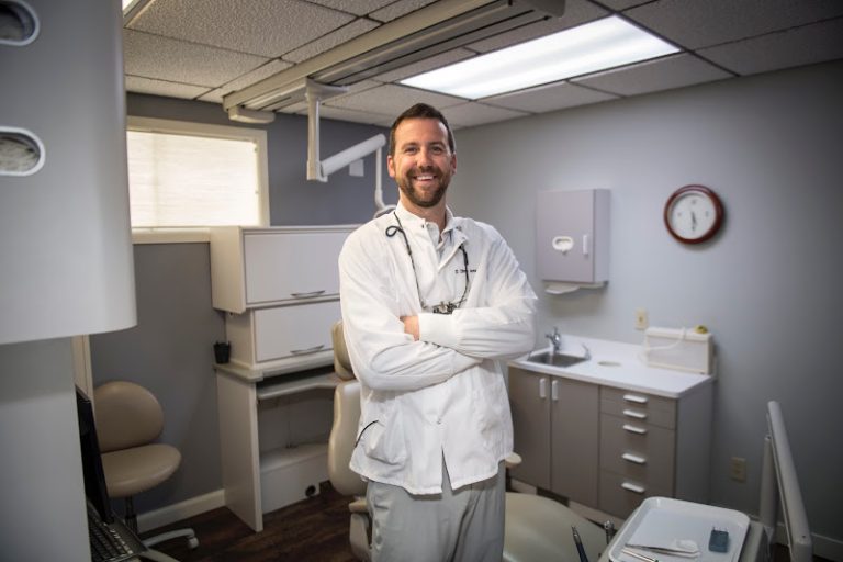 Rogue River Family Dental: Chas Jensen, DDS - Dentist At 2 N Monroe St, Rockford, MI 49341 2 photo 51cc4eaf d74a 482a a4ba 0e17a9834811 768x512