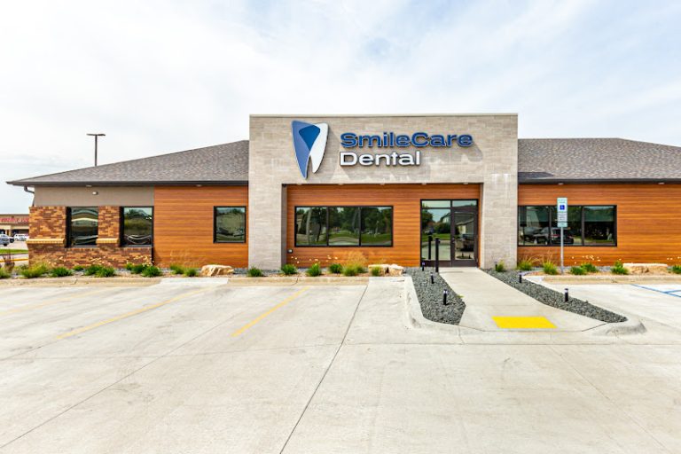 Smile Care - Cosmetic dentist At 3011 25th St S, Fargo, ND 58103 2 photo 5207e722 73a0 4d41 97fc b3a8e327cd42 768x512