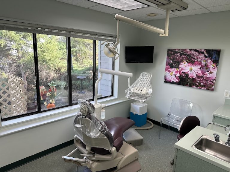 Triangle Restoration Dentistry - Prosthodontist At 1920 NC-54 Suite #410, Durham, NC 27713 2 photo 55adb123 ccf3 481f 8bc6 0c55ee315ddb 768x576