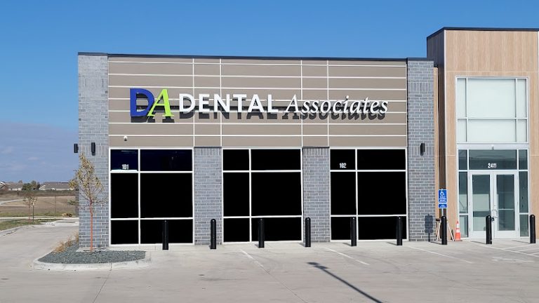 Dental Associates - Dentist At 2411 E 1st St, Grimes, IA 50111 3 photo 575f6441 87ff 44b7 8238 de9536b08c37 768x432