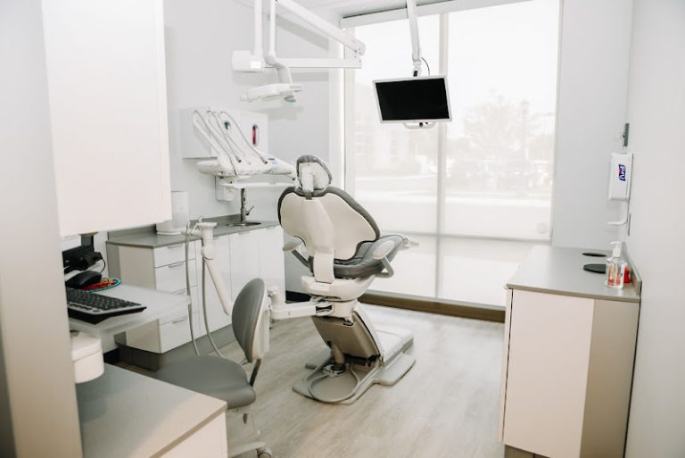 Mid-Michigan Periodontics & Dental Implants, John Picard DMD, MS - Dental implants periodontist At 120 E Main St, Bay City, MI 48708 2 photo 584f3e9d 4aef 468f 98f6 b5ff10b9c521 768x513