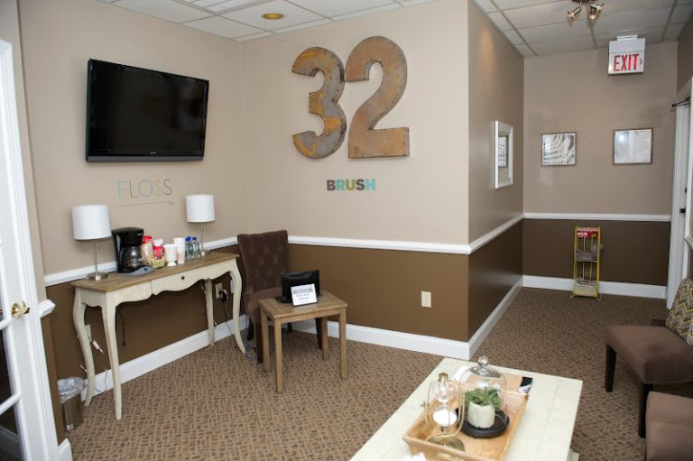 Polish Dental Center - Dental clinic At 629 Beaver Ruin Rd A, Lilburn, GA 30047 4 photo 5aea6216 d97a 47f6 88b8 57f837b0c6db 768x511