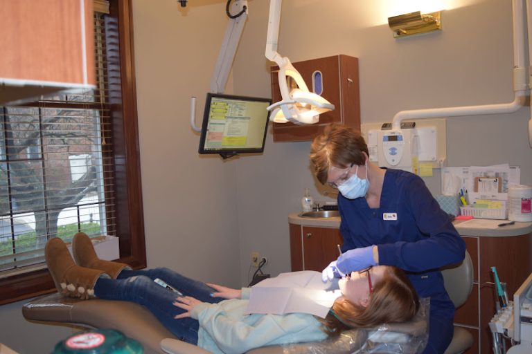 Hull & Appel Family Dentistry - Dentist At 6641 N High St Suite 102, Worthington, OH 43085 4 photo 5f1265a7 d699 441c af1e 9df3159b13e3 768x512