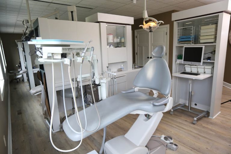 Burgmeier Dentistry of Mason City, Iowa - Dentist At 2800 4th St SW STE 1, Mason City, IA 50401 2 photo 61befef6 713c 47c4 b1d8 e9c75b9b2fb9 768x512