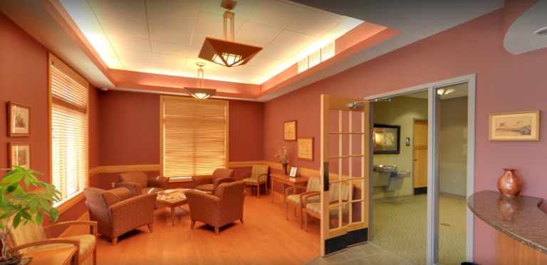 Cottage Dental Care - Dentist At 2206 Cottage Ave, Bloomington, IL 61701 2 photo 6b251220 b645 4c8b 9241 cc91d4a2de04 768x373