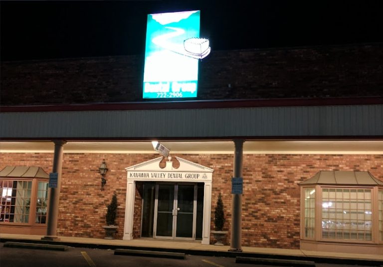 Kanawha Valley Dental Group - Dentist At St Albans Plaza Shopping Center, 608 Third Ave, WV 25177 2 photo 703537c4 82c5 4df4 af46 80f3a6943a35 768x536
