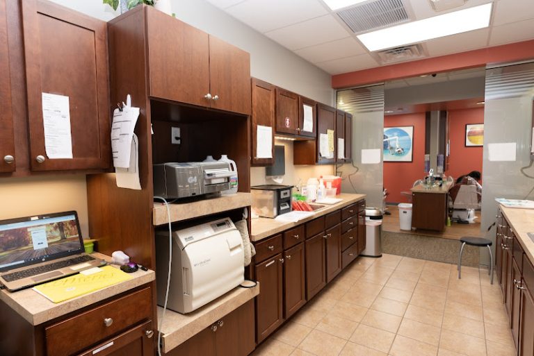 Secure Dental - Springfield - Dentist At 687 E Linton Ave, Springfield, IL 62703 2 photo 70bd4dc9 b969 4d8d 9a7f 14c43732339d 768x513