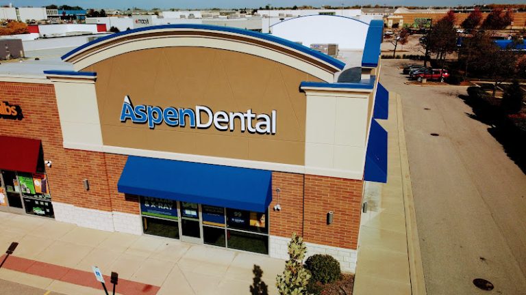 Aspen Dental - Dentist At 6300 Grand Ave, Gurnee, IL 60031 4 photo 7183e354 5fe5 4477 9e1a d3b2038e2ec1 768x432