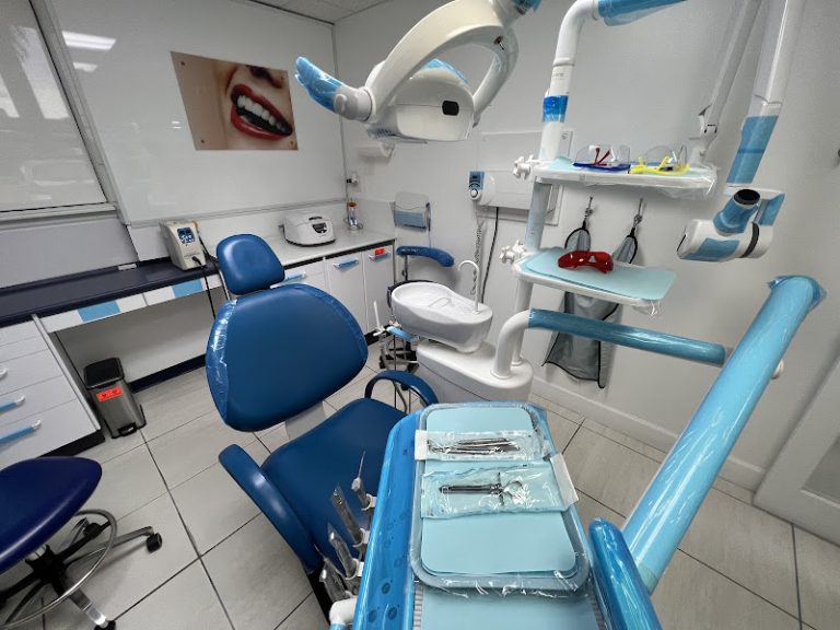 Florida Dental Clinic - Dentist At 8260 W Flagler St # 1F, Miami, FL 33144 2 photo 73cebf05 1afc 4036 a2c3 133b3760e8ed 768x576