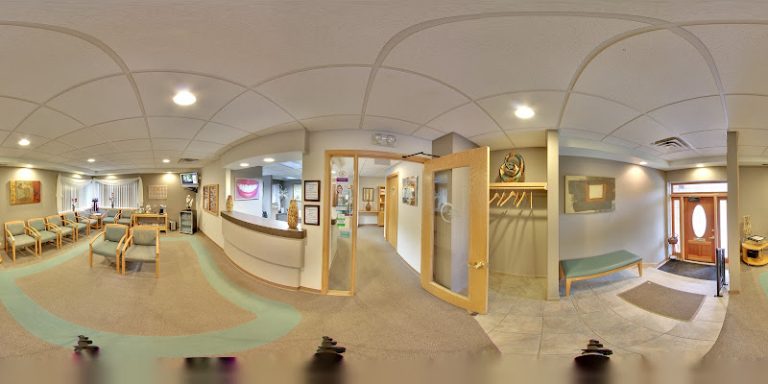 WisconsinSmiles - Dental clinic At 1469 S 70th St, West Allis, WI 53214 2 photo 75387517 145f 46f2 bef2 76b32f528124 768x384