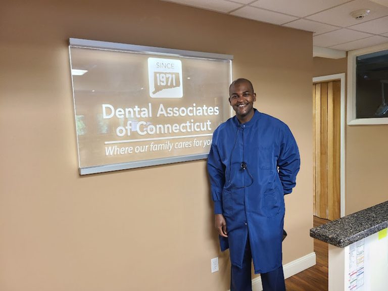Dental Associates of Connecticut - Dentist At 1 Aspetuck Ave, New Milford, CT 06776 3 photo 7b80a19e ad80 467b 9cd2 22c4fba1ad3d 768x576