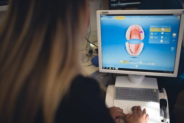 San Francisco Dental Care - Dentist At 4200 California St #210, San Francisco, CA 94118 3 photo 7eea8942 79f3 48b0 9e65 2b67c513e608 768x513