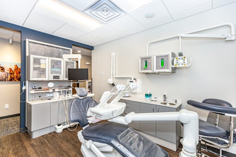Smile Care - Cosmetic dentist At 3011 25th St S, Fargo, ND 58103 4 photo 7f291fc3 0f4d 4a51 98fb 9738d714771d 768x512