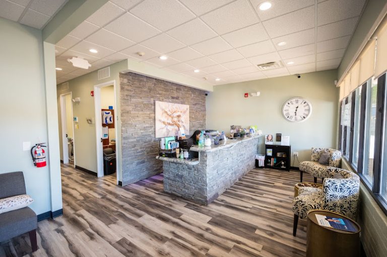 Carolina Dental Arts - Dentist At 3110 New Bern Ave #102, Raleigh, NC 27610 3 photo 8083ff77 1e3f 4103 83d7 7e19de943a15 768x511