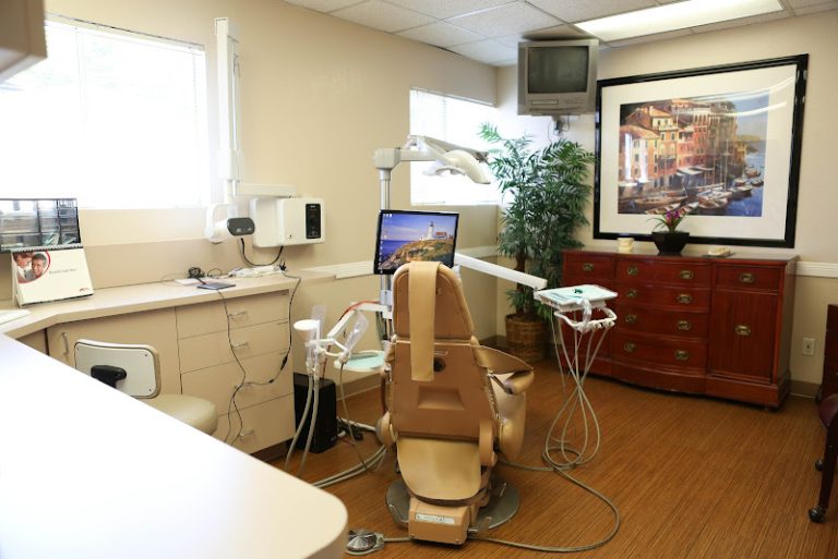 California Dental Group of Orange - Dentist At 1502 E Collins Ave, Orange, CA 92867 1 photo 81451e51 24bb 4608 adf6 04b498fc54e3 768x513