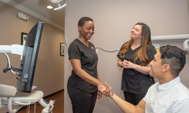 Divine Dental Center - Dentist At 3295 Franklin Rd, Murfreesboro, TN 37128 3 photo 822cf733 25e3 453e 99db 2cd7a55f92eb 768x459