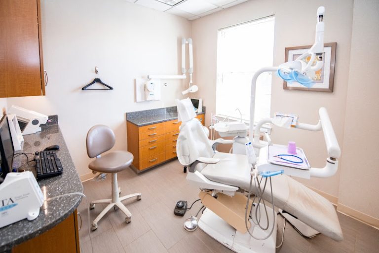Washington Center For Cosmetic & Family Dentistry - Dentist At 4910 Massachusetts Ave NW #204, Washington, 20016 3 photo 89df6233 b68f 4637 87c9 9ccda15a82eb 768x513