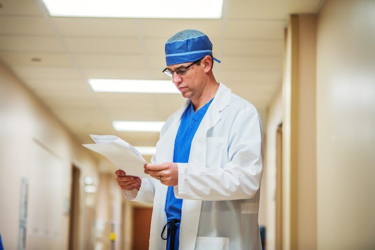 Premier Hospital & Sleep Dentistry of South Dakota - Dentist At 409 Summit St #2700, Yankton, SD 57078 4 photo 8c955b15 02e1 481f 959f aa3f3168a954 768x513