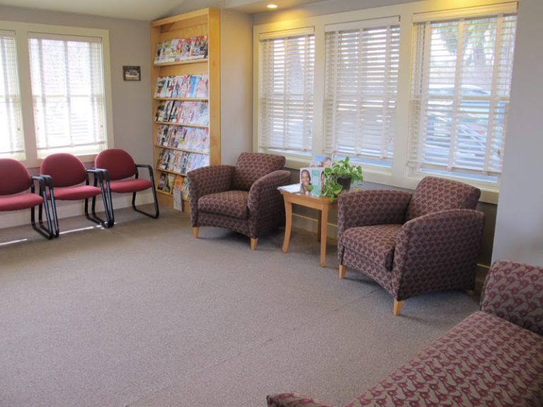 Seacoast Family Dental | Dentist in North Kingstown RI - Dentist At 7355 Post Rd, North Kingstown, RI 02852 2 photo 8cbd3180 9593 4f53 8d98 27a6a6e22741 768x576