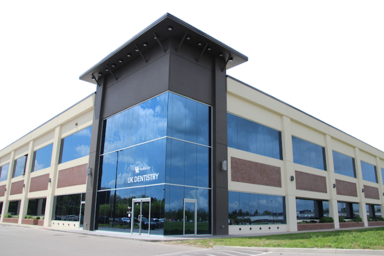 UK Dentistry at Turfland - Dental clinic At 2195 Harrodsburg Rd Suite 175, Lexington, KY 40504 4 photo 8cc550f5 ffd0 41e3 89a5 4abfc0a95ad7 768x513