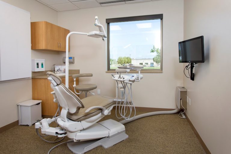 Park Dental Albertville-St. Michael - Dental clinic At 11091 Jason Ave NE Suite 350, Albertville, MN 11091 1 photo 96405170 5474 4dad be18 36d31413c8a0 768x512