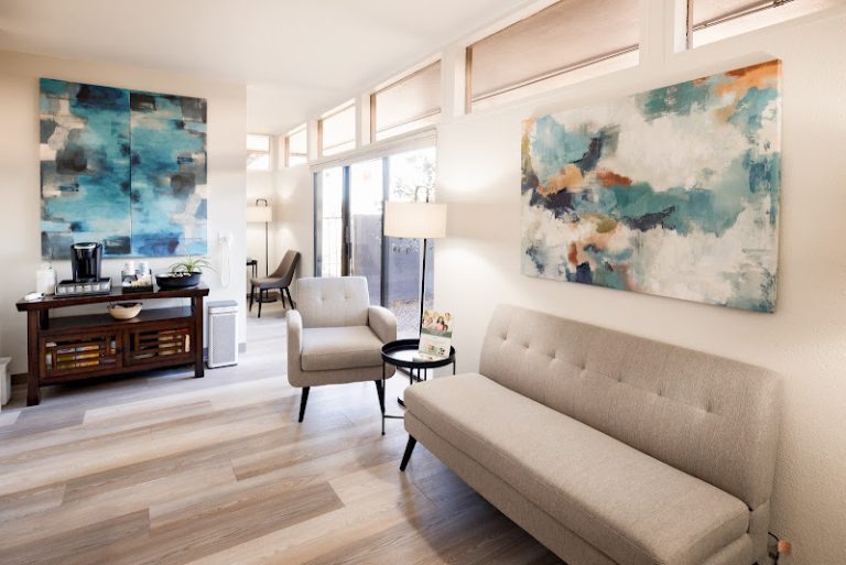 ABQ Dentistry and Wellness - Dentist At 3900 Eubank Blvd NE UNIT 10, Albuquerque, NE 87111 4 photo 96d6ae06 b5d5 4f7e 9a4b f38721ce209b 768x513