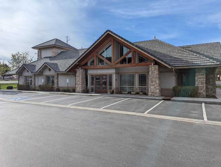 Legacy Smiles Family Dental - Dentist At 1180 N Olive Ave, Meridian, ID 83642 2 photo 98e145d9 fec1 4017 8e1c fe927c94e982 768x578