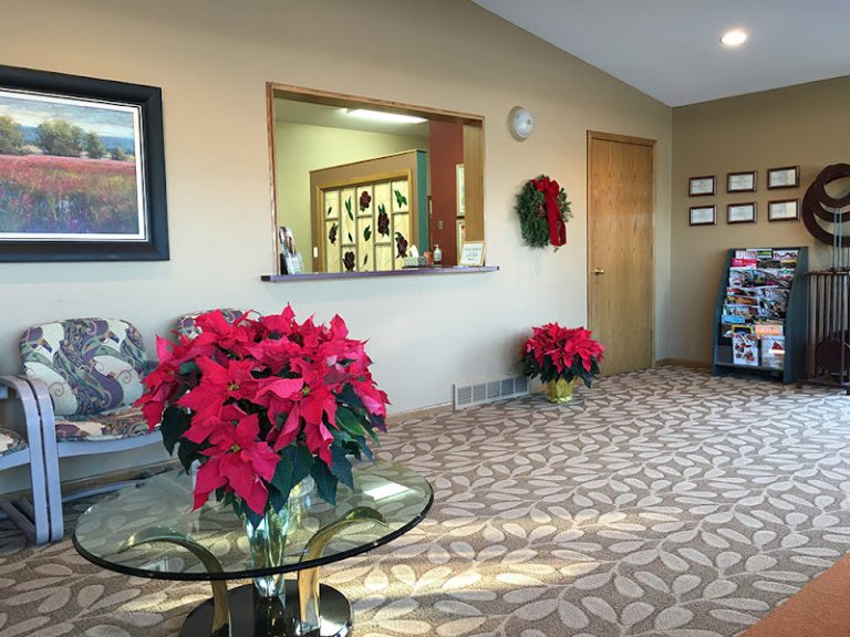 Dailey Dental: Matt Dailey, Don Dailey - Dentist At 1416 N Sanborn Blvd, Mitchell, SD 57301 4 photo 9de57b99 09b2 4683 a615 726f31330ce6 768x576