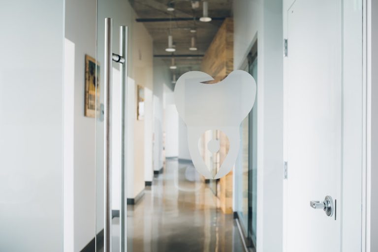 The Dentistry Place - Dentist At 999 S Logan St #202, Denver, CO 80209 2 photo 9ebd90f7 b561 4eb7 8c72 1daa19ad5087 768x513