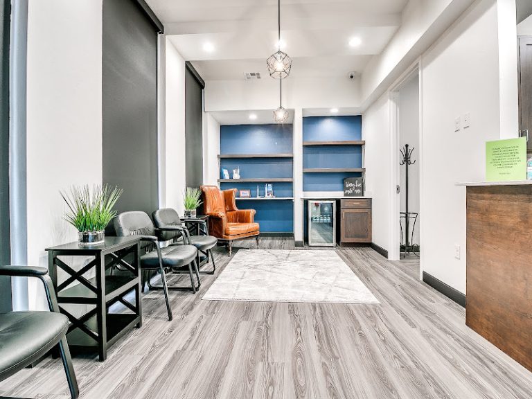 Bluff Creek Dental - Dentist At 15101 Crown At Lone Oak Rd, Edmond, OK 15101 2 photo 9ef69840 ad07 473e 976e 030f3d5362b8 768x576